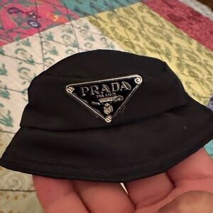 La BUBU Prada Classic Black Bucket Hat la bubu